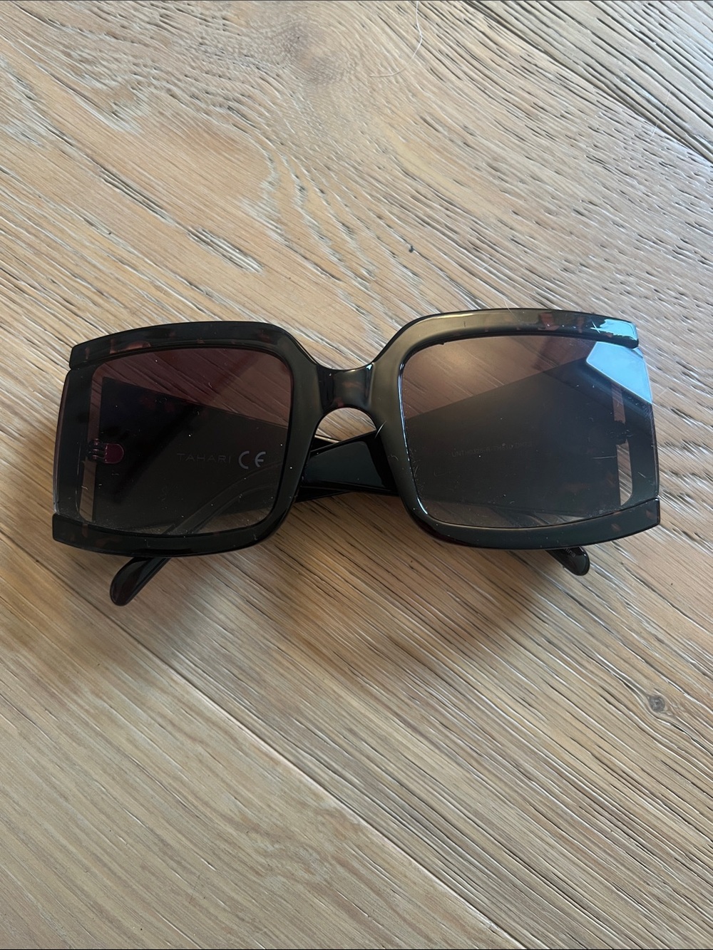 Women's Oversized Square Tortoise Sunglasses